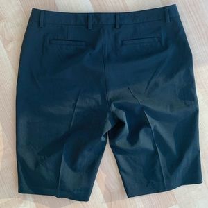 Greg Norman Size 12 shorts